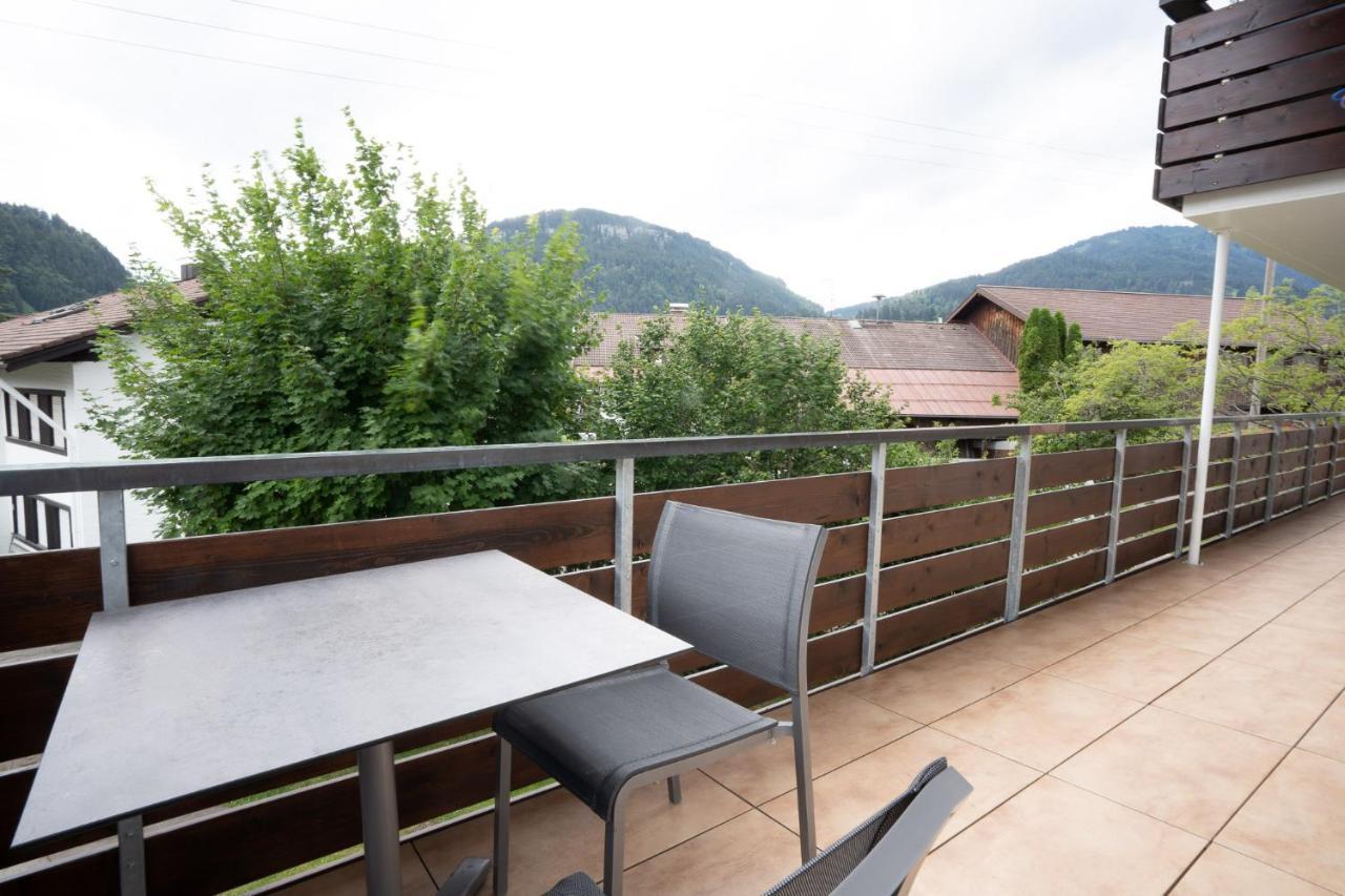 Hirschsprungblick Appartement Obermaiselstein Buitenkant foto